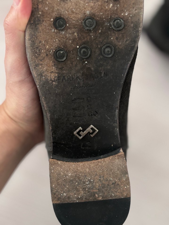 Gri erkek bot - Görsel 3