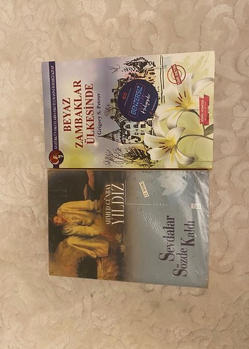 Zambaklar Ülkesinde ve Sevdyalar Sözde Kaldı Roman Seti