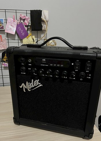Midex elektrogitar amfisi