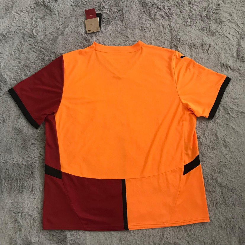 Galatasaray ilk 11 İmzalı Forma - Görsel 2