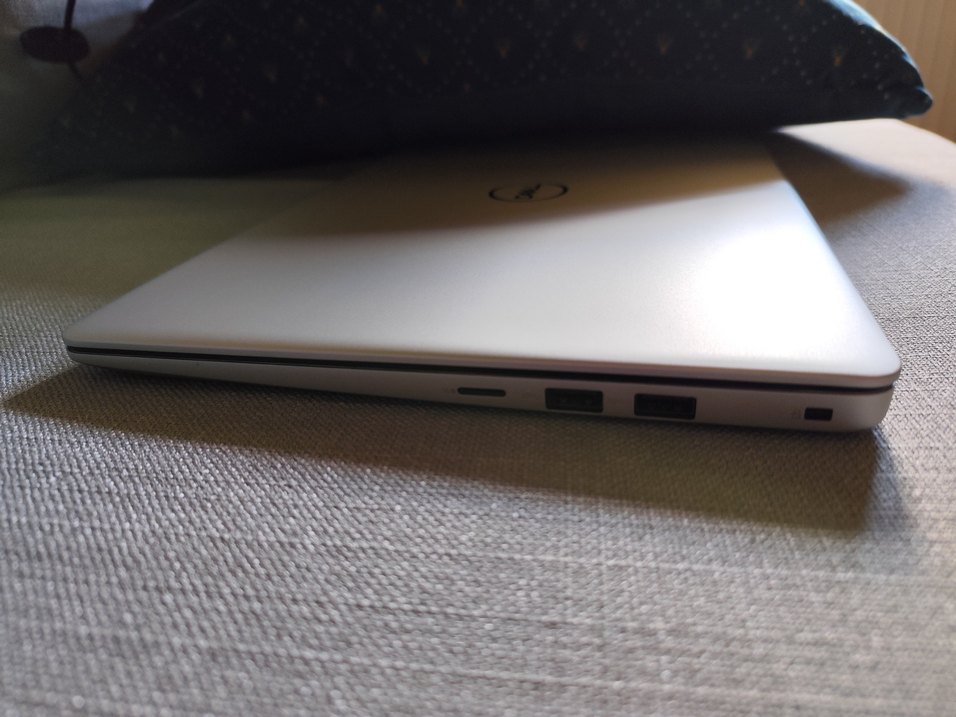 Dell Laptop - Görsel 5