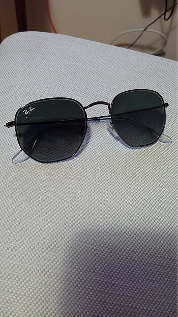 Beden Rayban güneş gözlüğü sıfır orijinal unisex