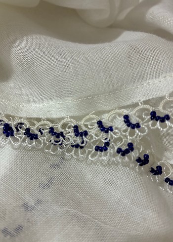 Boncuk Oyalı Beyaz Tülbent - Görsel 4