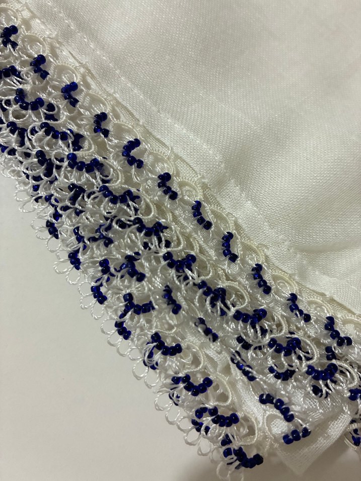 Boncuk Oyalı Beyaz Tülbent - Görsel 5