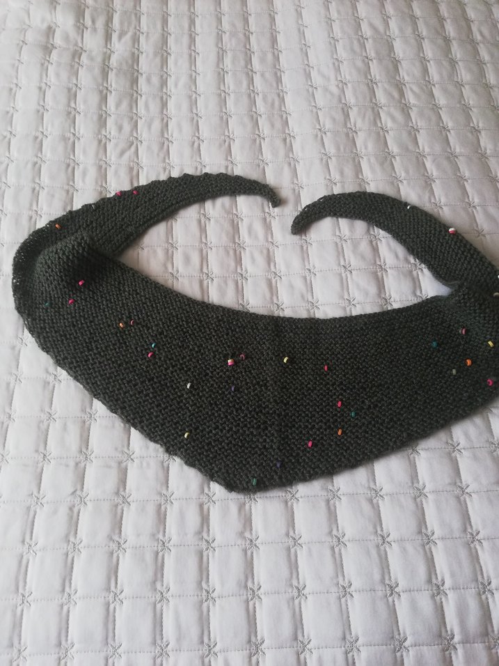 Renkli Boncuk Detaylı Örgü Boyunluk ve Bere - Görsel 5