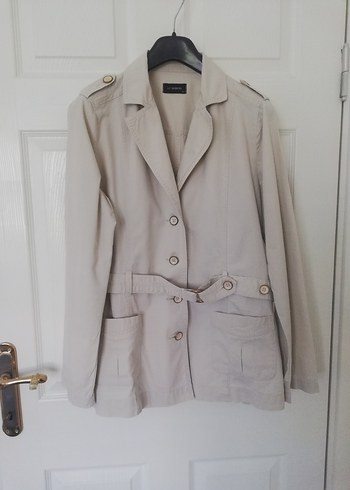 Bej Düğmeli Kadın Ceket - Görsel 5