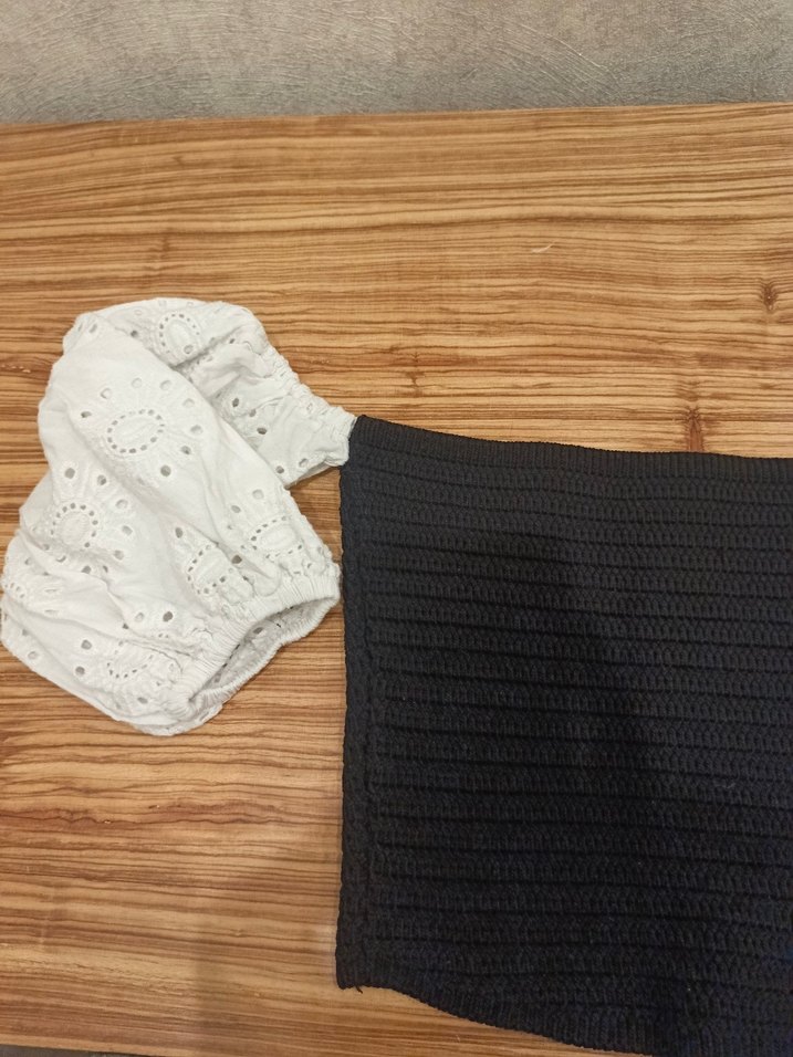 Esnek Nakışlı Triko Straplez Mini Bluz - Görsel 3