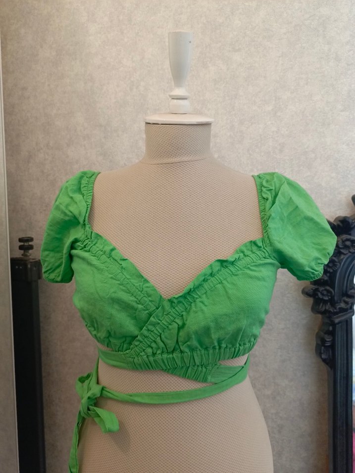 Yeşil Fırfırlı Kısa Bohem Bluz - Görsel 2