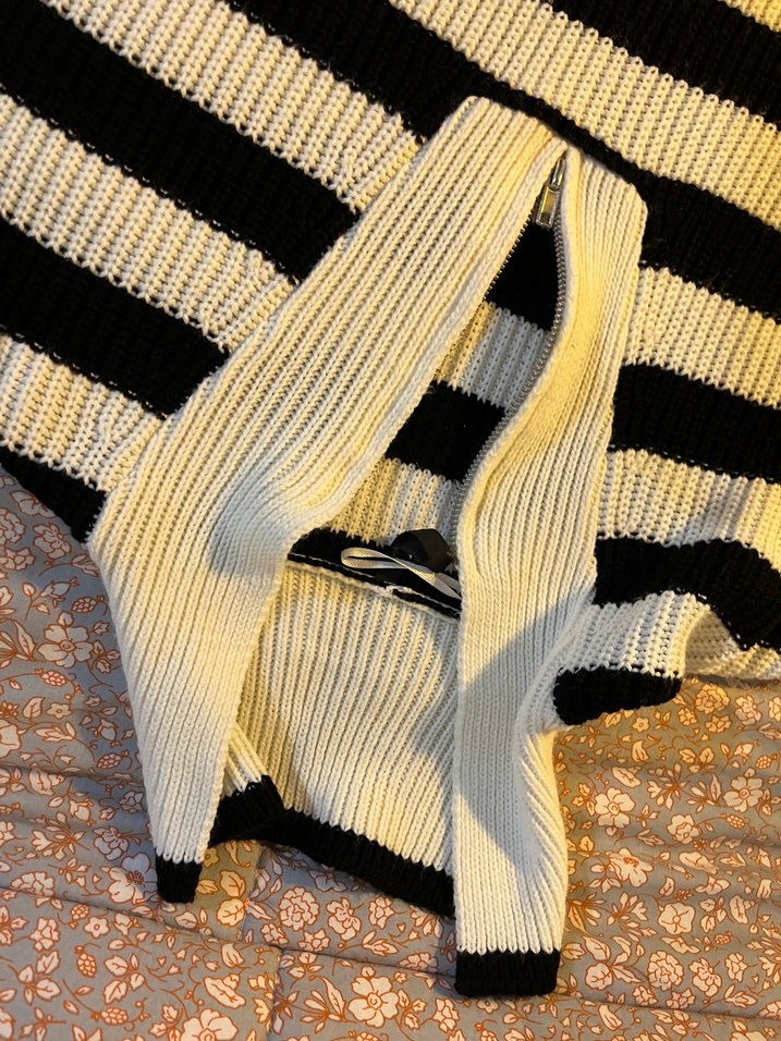 Zebra Desenli Kısa Fitilli Kadın Kazak - Görsel 2