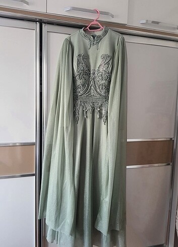 Pelerin Model Mint Yeşili Tesettür Abiye