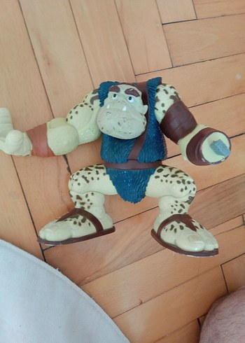  belalı askerler Figürü