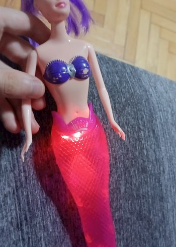 Barbie ışıklı Denizkızı bebek