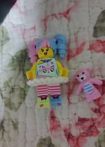 Pastel Pembe Lego Figür Oyuncak