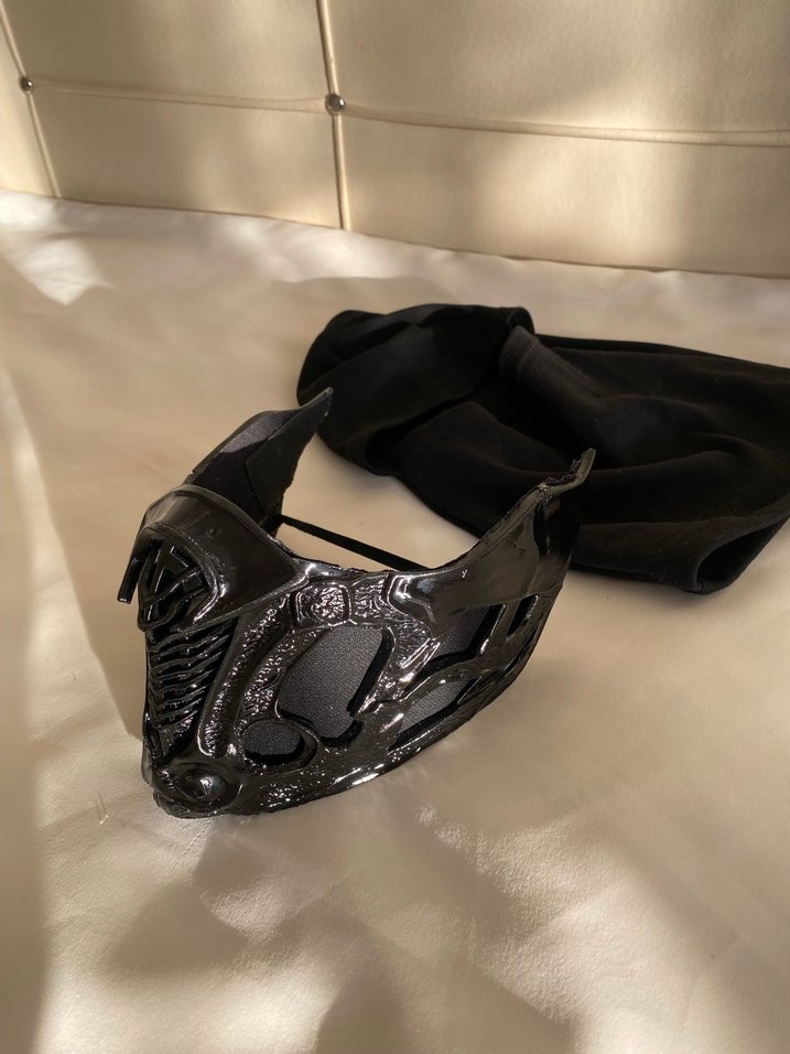 Siyah Kask - Tokalı - Görsel 4