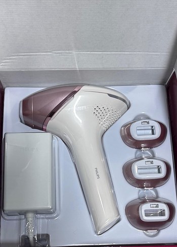 Philips Lumea IPL 9900 Lazer Epilasyon Cihazı - Görsel 2