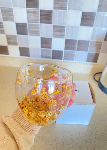 Sarı Çiçek Detaylı Cam Kupa - Görsel 2