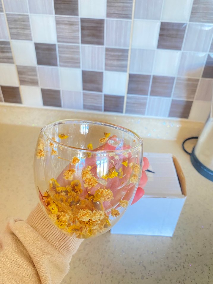 Sarı Çiçek Detaylı Cam Kupa - Görsel 2