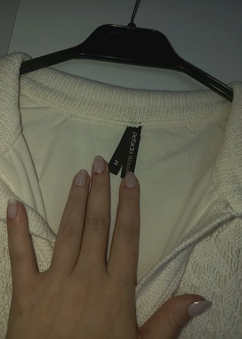 Beyaz V Yaka Kısa Kollu Triko Elbise - Görsel 3