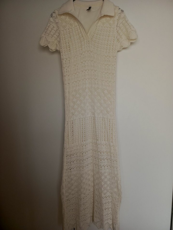 Beyaz V Yaka Kısa Kollu Triko Elbise - Görsel 2