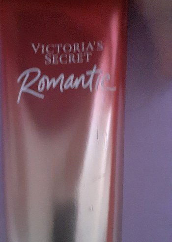 Victoria's Secret Romantic Parfümlü Losyon 236 ml - Görsel 2