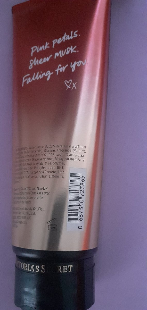 Victoria's Secret Romantic Parfümlü Vücut Losyonu 236 ml - Görsel 4