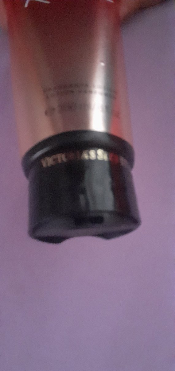 Victoria's Secret Romantic Parfümlü Vücut Losyonu 236 ml - Görsel 3