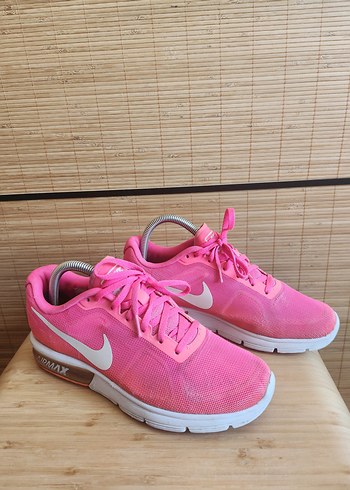 Pembe Nike Air Max Kadın Spor Ayakkabı