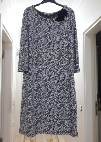 Siyah Krem Midi Elbise - Görsel 2