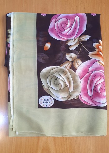 Çiçek desenli eşarp - Görsel 3