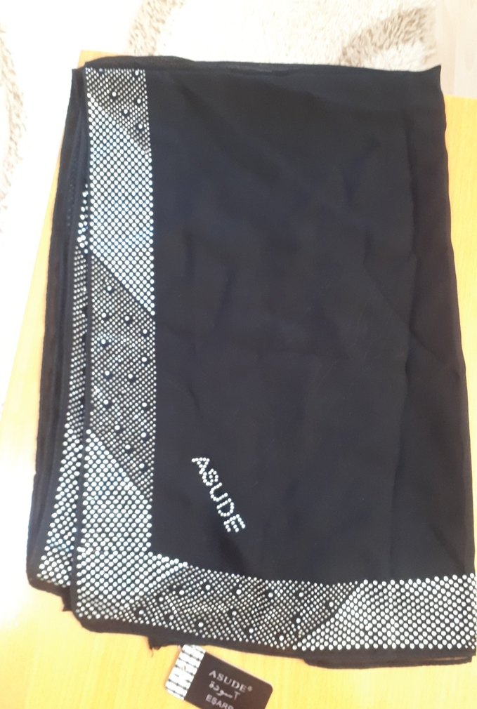 Siyah Drapeli Kadın Atkı ASUDE - Görsel 3