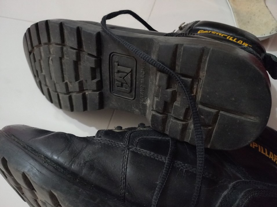 Siyah Deri Cat bot - Görsel 5