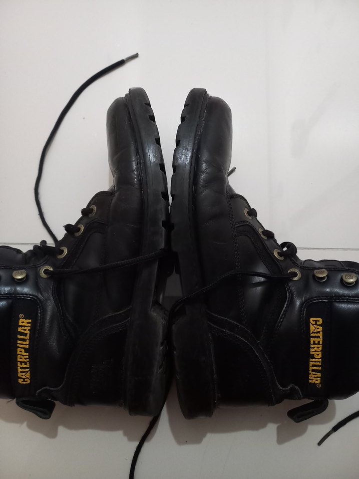 Siyah Deri Cat bot - Görsel 3