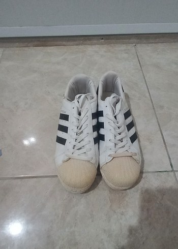 Beyaz Siyah Çizgili Kadın Spor Ayakkabı