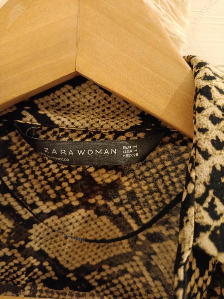 Drapeli Yılan Desenli Kadın Bluz - Görsel 2