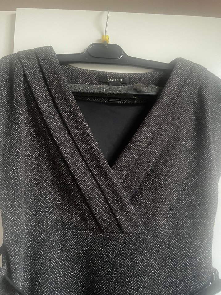 Mango XS Kaşe Kemerli Siyah Ofis Elbisesi - Görsel 3