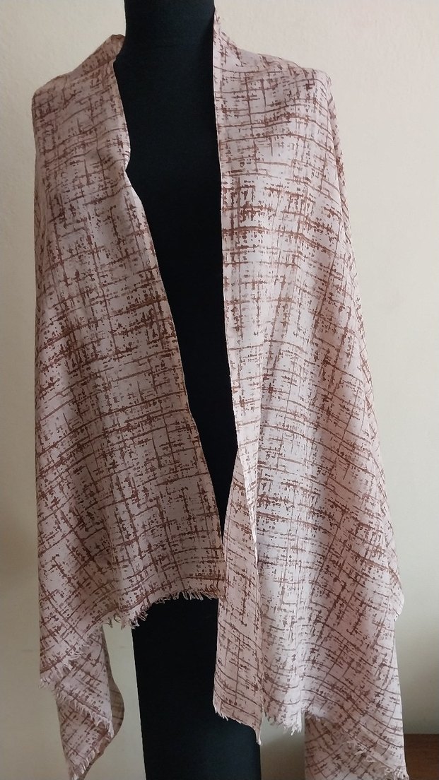 Bej Bohem Tarzı Kadın Şal - Görsel 3