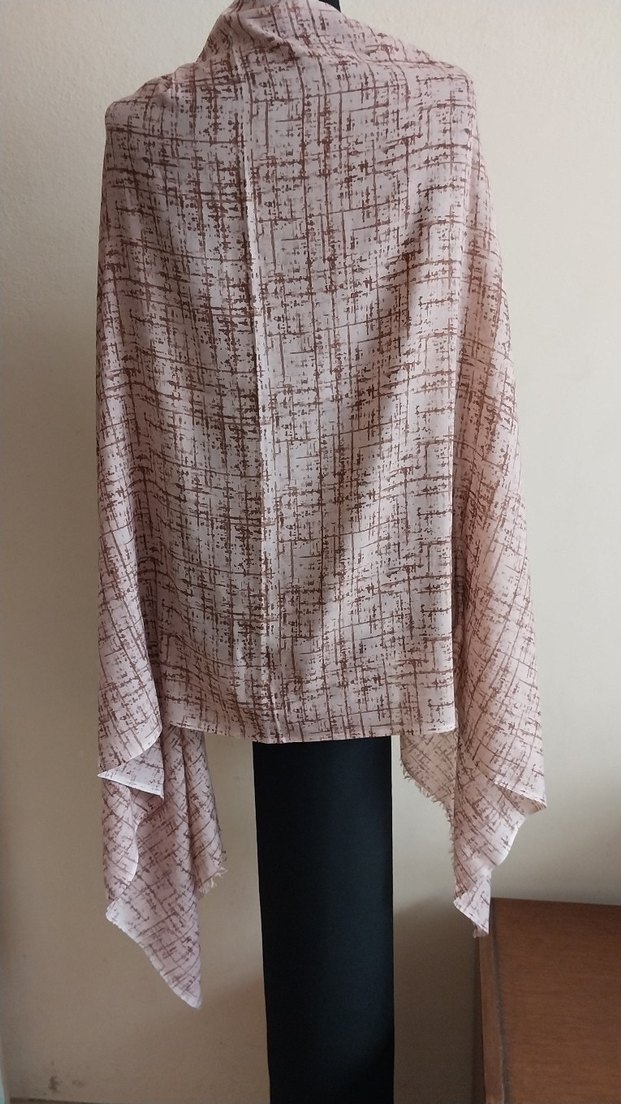 Bej Bohem Tarzı Kadın Şal - Görsel 4