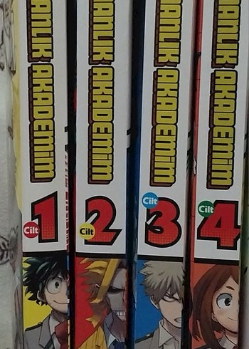 Kahramanlık Akademim ( Boku no Hero Academia ) ilk 4 ciltler