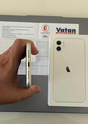 Beyaz iPhone 11 64GB - Görsel 3