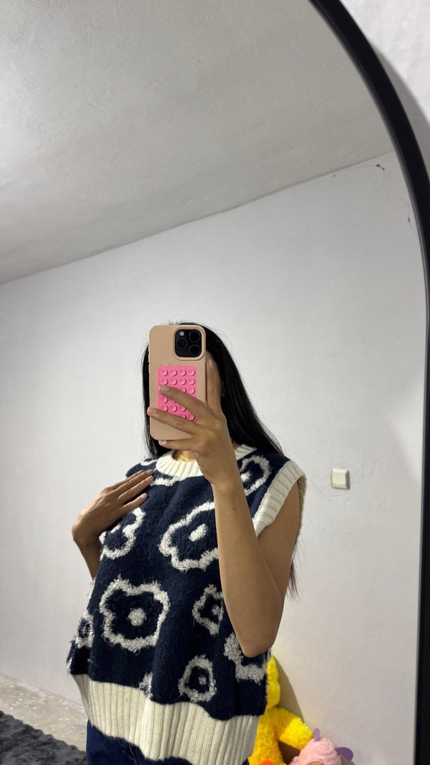 Kadın mavi Batik Desenli Kolsuz Triko Süveter - Görsel 3