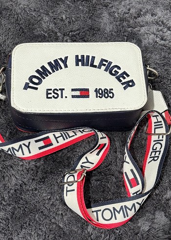 Tommy Hilfiger