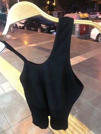 Bershka model siyah tek omuz bluz