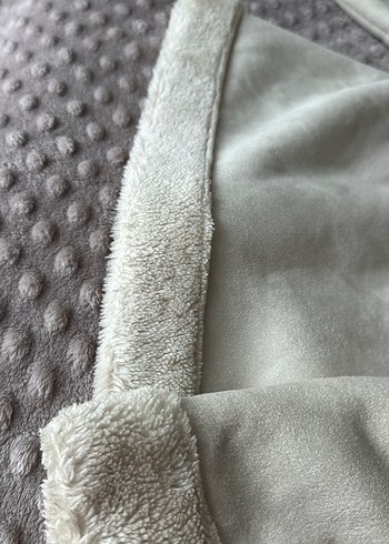 Kız Çocuk Gri Kürklü Kapüşonlu Mont - Görsel 6