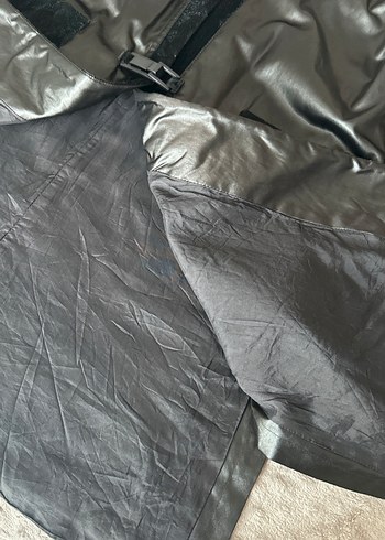 Siyah Kapüşonlu midi trençkot - Görsel 4