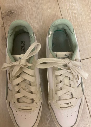 Beyaz Kadın Spor Ayakkabı Velcro Detaylı
