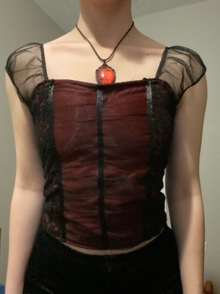 Bordo Dantelli Gotik V Yaka Büstiyer - Görsel 4