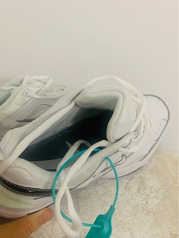 Kadın spor ayakkabı - Görsel 2