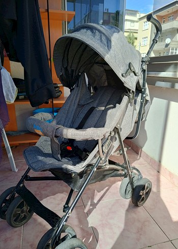 Gri Bebek Arabası Katlanabilir ve Hafif
