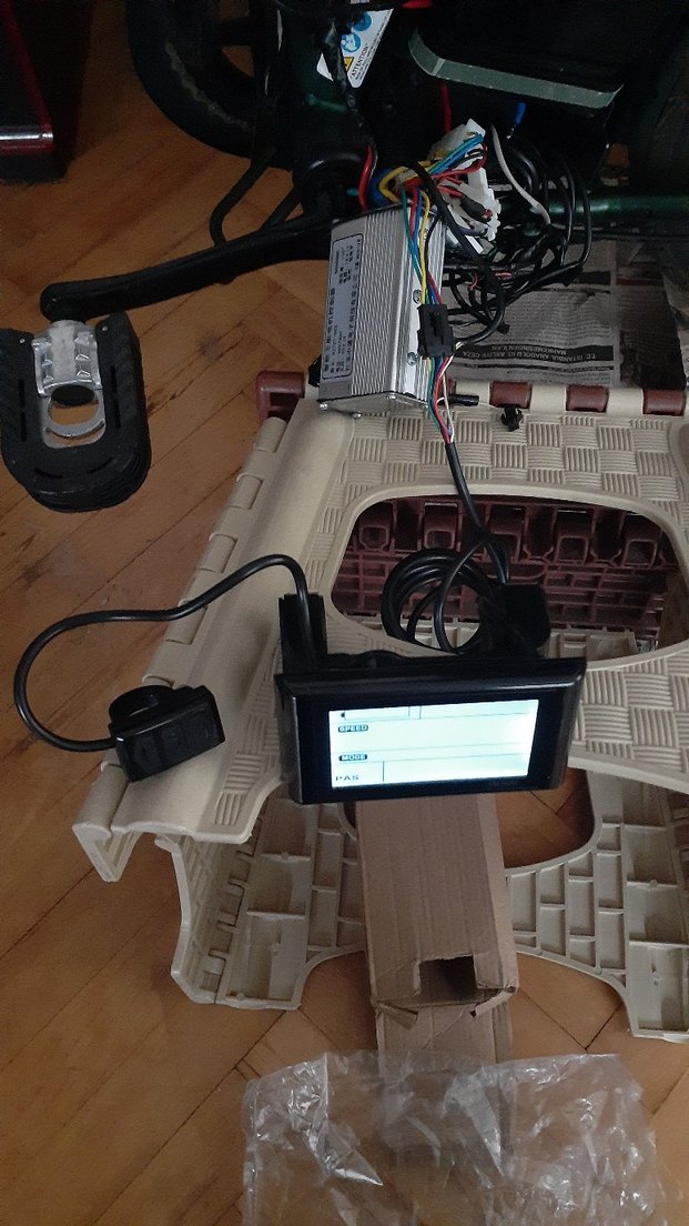 Beyaz SW900 Monitör - Görsel 2