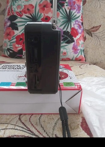 Renkli Dijital FM Radyo ve Müzik Çalar - Görsel 4